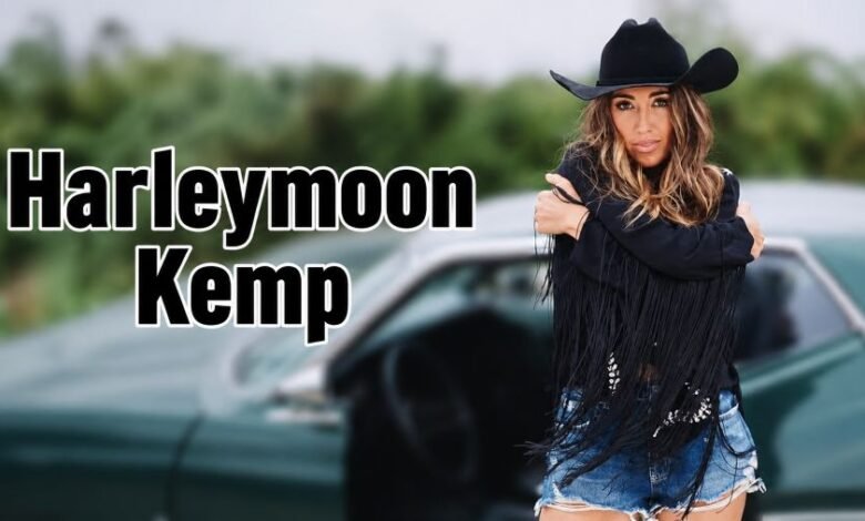 Harleymoon Kemp